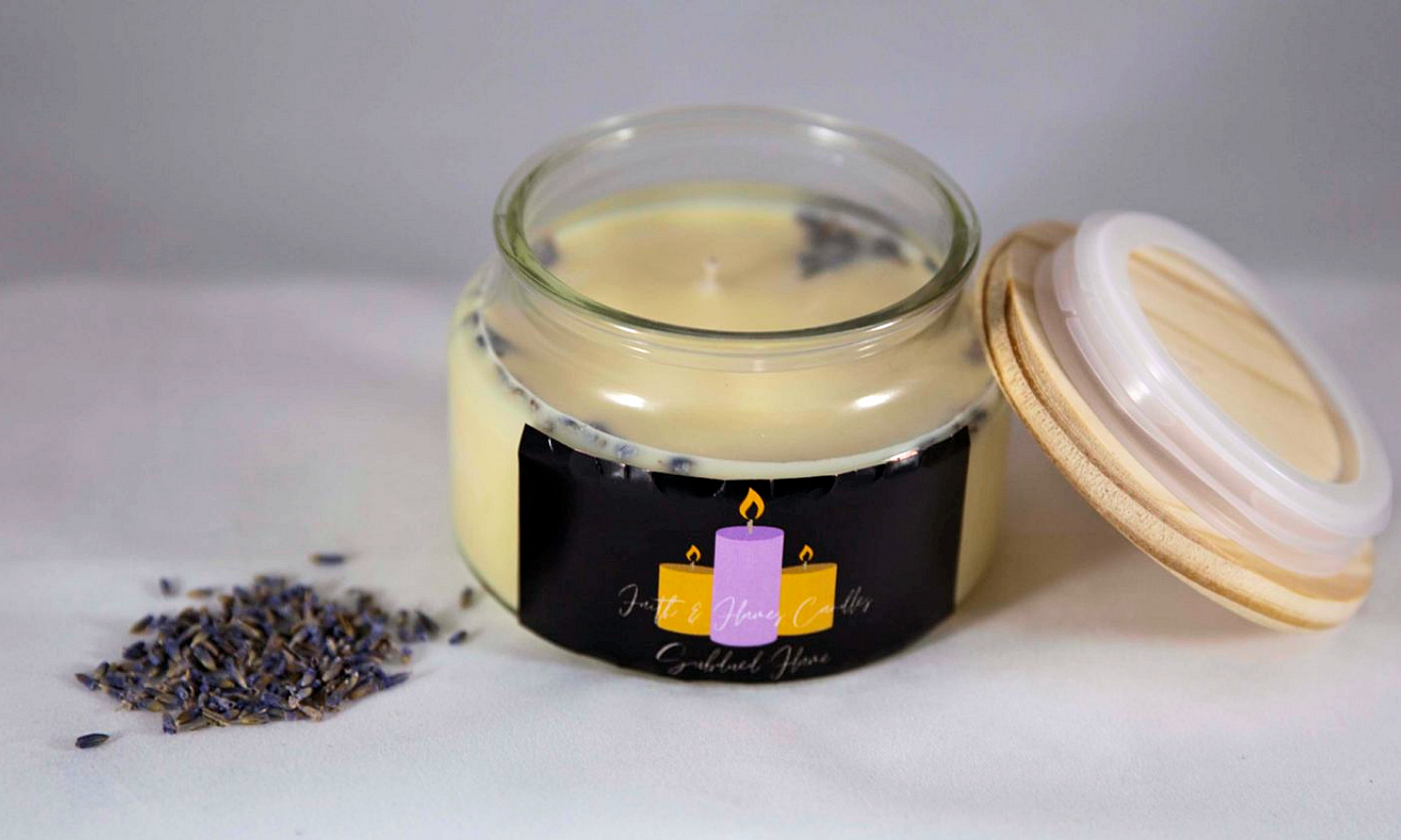 The Subdued Flame’s lavender, rose, and ylang ylang blend can help relax your senses, improve your mood, and get yourself in the right space for restorative activities. This candle is great for relaxation, placing near your spiritual bath, yoga sessions, working on a project, or a chill day on the couch.
